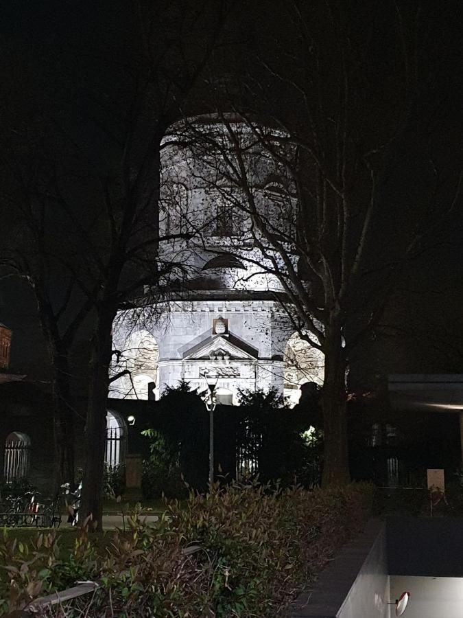 S. Ambrogio Square Daire Milano Dış mekan fotoğraf